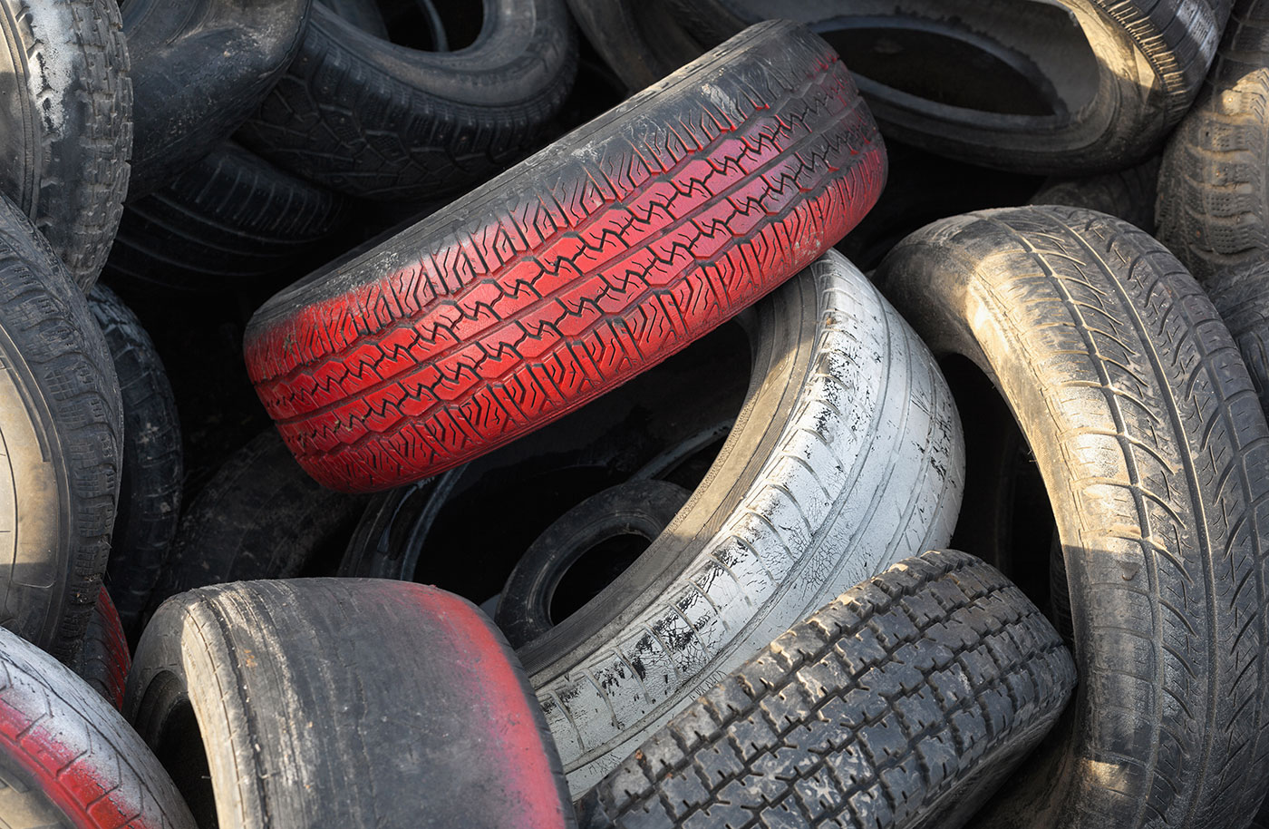 dump-used-car-tires